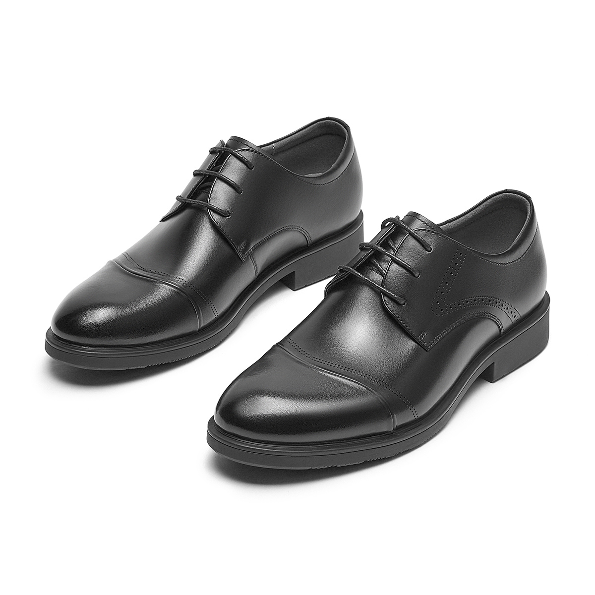 Shop 핫윈드 가죽 캐주얼 포멀 슈즈 '블랙' H43M3511