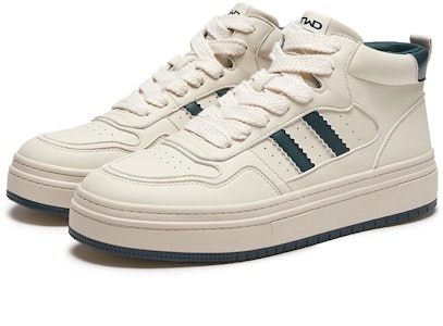 Hotwind Low-Top Sneaker ''Reka Bergaris Selesa Serbaguna'' H92M3403 Lookbook Hotwind Low-Top Sneaker ''Reka Bergaris Selesa Serbaguna'' H92M3403