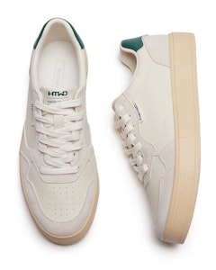 Hotwind Rendah ''Kulit Putih Berlubang'' H14M3725 Shop Hotwind Rendah ''Kulit Putih Berlubang'' H14M3725