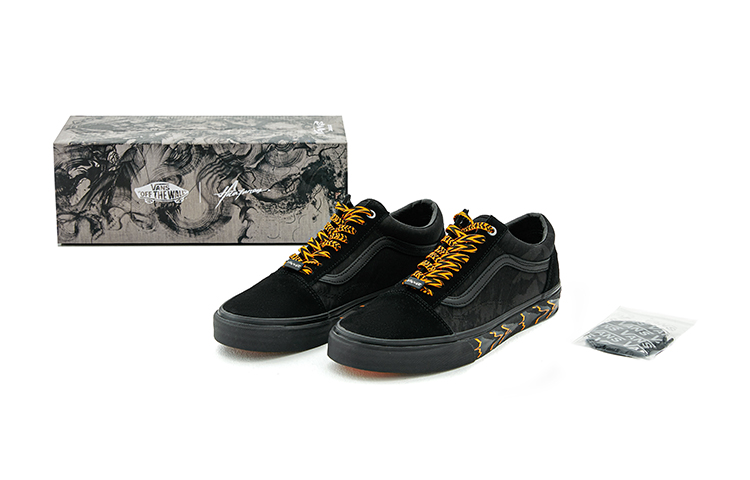 Sizing 花臻 × Vans Old Skool 虎年限定 '黑色' VN000ZDFBLK