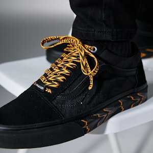 华裔画家花鸟南联手Vans黑色虎年Old Skool经典鞋 VN000ZDFBLK Cheap 华裔画家花鸟南联手Vans黑色虎年Old Skool经典鞋 VN000ZDFBLK