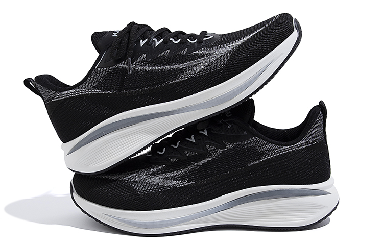 Huanqiu Low 'Black Essentials' 圖 3