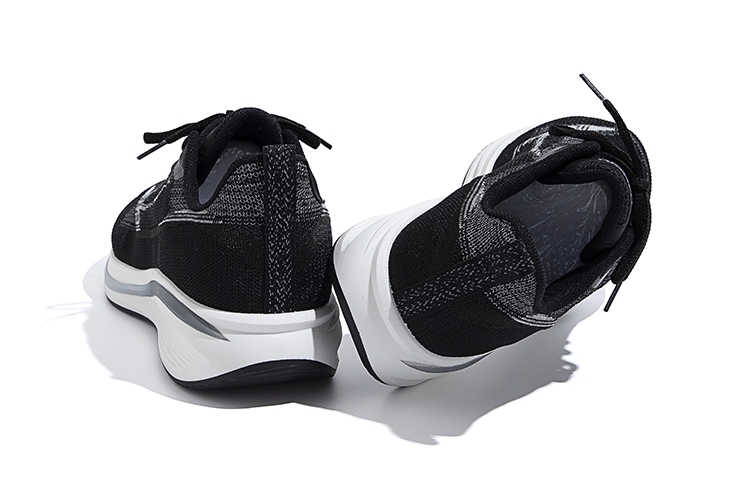 Huanqiu Low 'Black Essentials' 圖 4