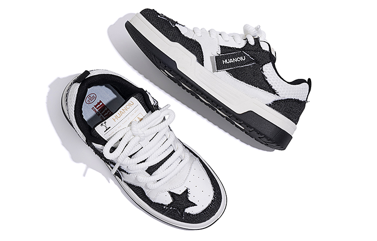 Shop Huanqiu Low Top 'Comodidad Casual' ZHQ9035B
