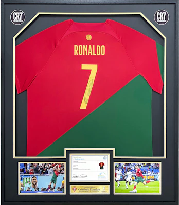 Huayi Taozhen Cristiano Ronaldo Signed Portugal 2022 World Cup Soccer Ball with Official COA. 7227003-HUAYITAOZHEN Buy Huayi Taozhen Cristiano Ronaldo Signed Portugal 2022 World Cup Soccer Ball with Official COA. 7227003-HUAYITAOZHEN