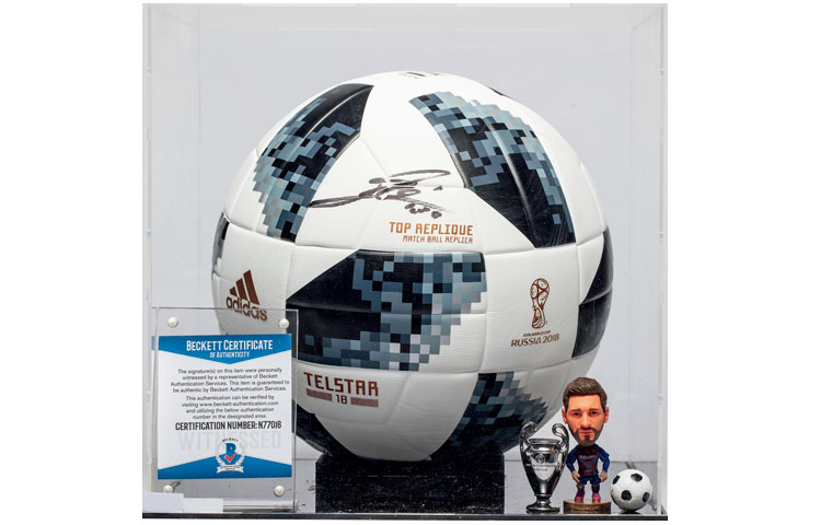 Huayi Taozhen Lionel Messi Signed adidas 2018 World Cup Telstar Ball w/ BAS & Display Case. 2828957