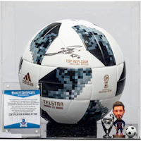 Huayi Taozhen Lionel Messi Signed adidas 2018 World Cup Telstar Ball w/ BAS & Display Case. 2828957 Huayi Taozhen Lionel Messi Signed adidas 2018 World Cup Telstar Ball w/ BAS & Display Case. 2828957