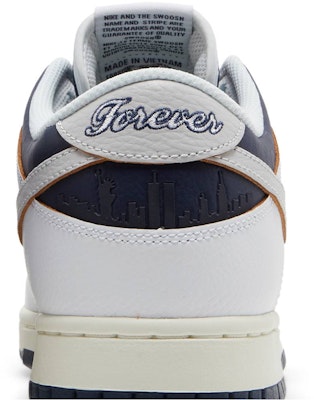HUF x Nike SB Dunk Low 'NYC' FD8775-100 Sizing HUF x Nike SB Dunk Low 'NYC' FD8775-100