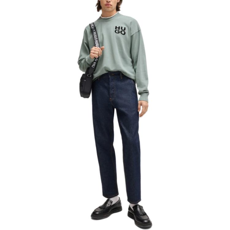 Lookbook HUGO BOSS 自然灰色圓領Logo針織毛衣 50516617-074