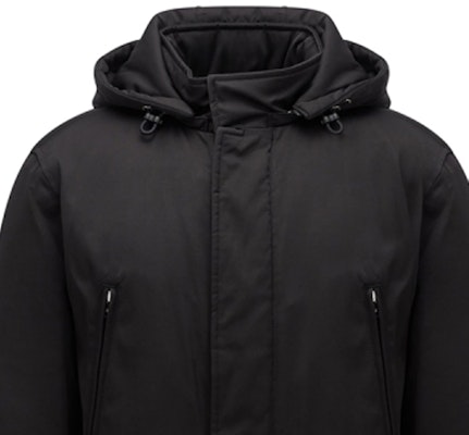 HUGO BOSS Chaqueta Acolchada con Capucha y Cremallera Negra. 50442364-001 Details for HUGO BOSS Chaqueta Acolchada con Capucha y Cremallera Negra. 50442364-001