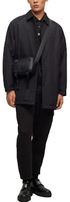 HUGO BOSS FW23 Jaket Lengan Panjang Hitam dengan Logo Bordir. 50495834-001 Lookbook HUGO BOSS FW23 Jaket Lengan Panjang Hitam dengan Logo Bordir. 50495834-001