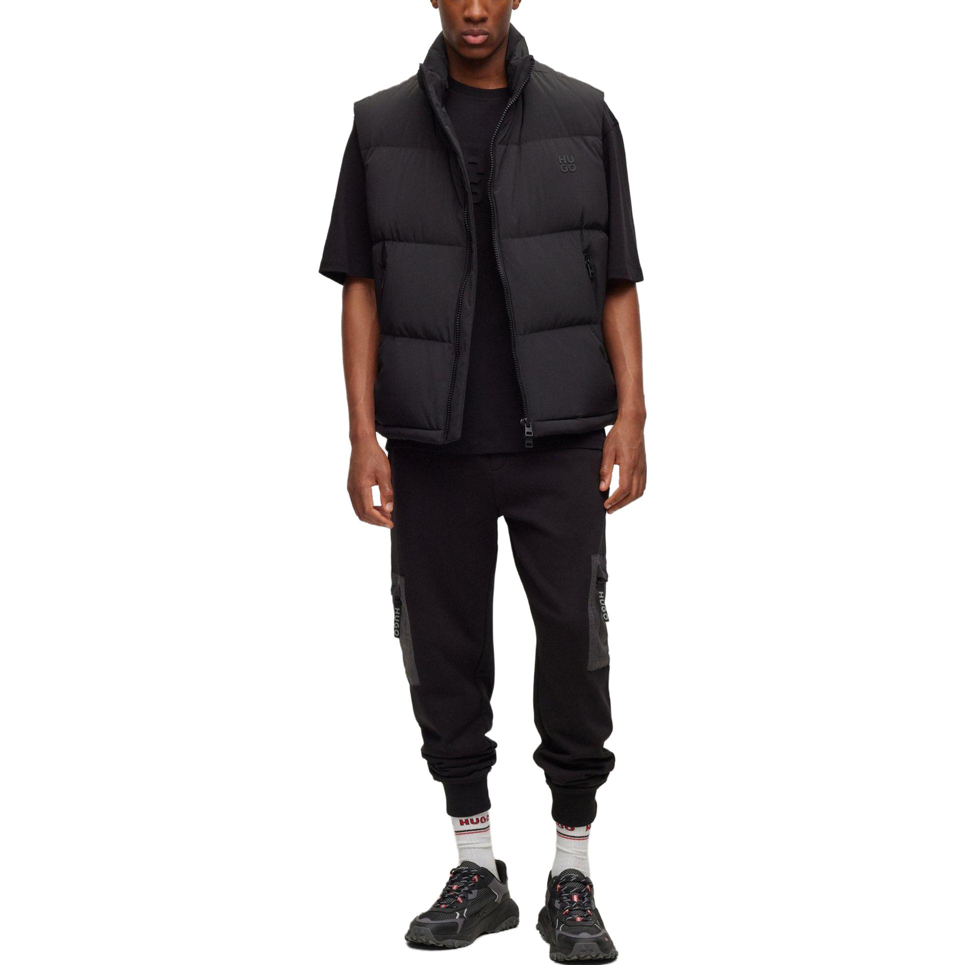 Lookbook HUGO BOSS FW23 Logo Jaket Tanpa Lengan Zip-Up Solid 50496278-275