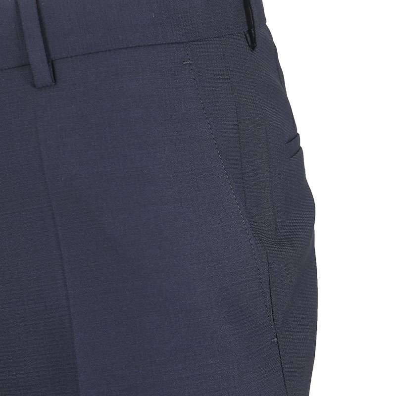 Sizing HUGO BOSS FW23  Wool Suit Pants with Zipper Pocket in Navy Blue. 50504968-404