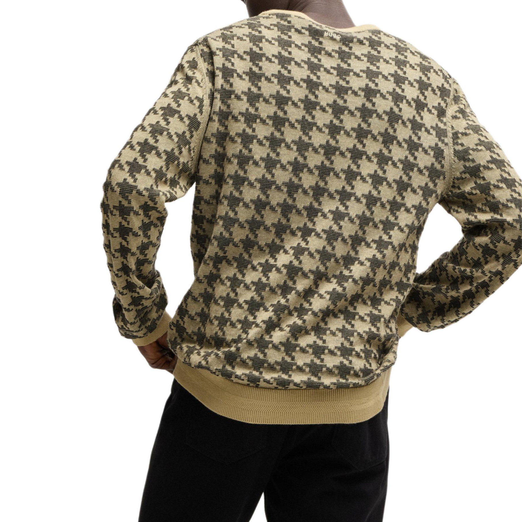 Purchase HUGO BOSS 千鳥格紋圓領寬鬆針織毛衣 米色 50516620-281