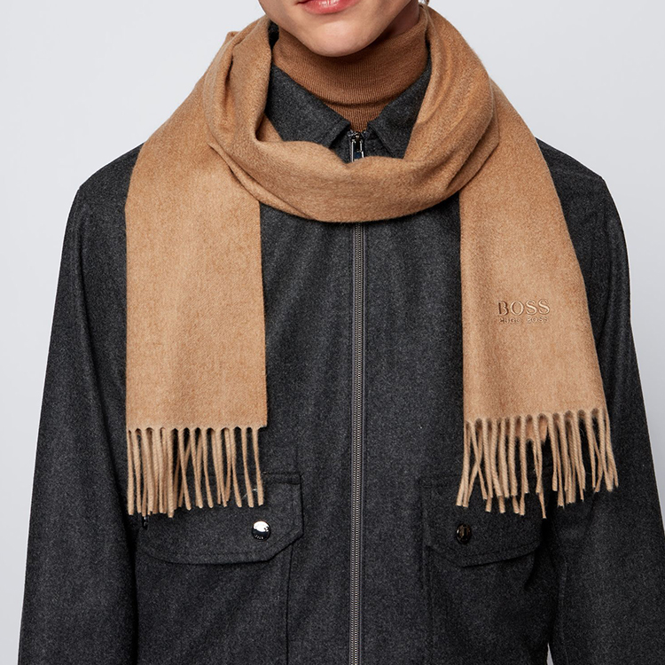 Lookbook HUGO BOSS Italian Cashmere Fringe Scarf Light Beige 50415017-262