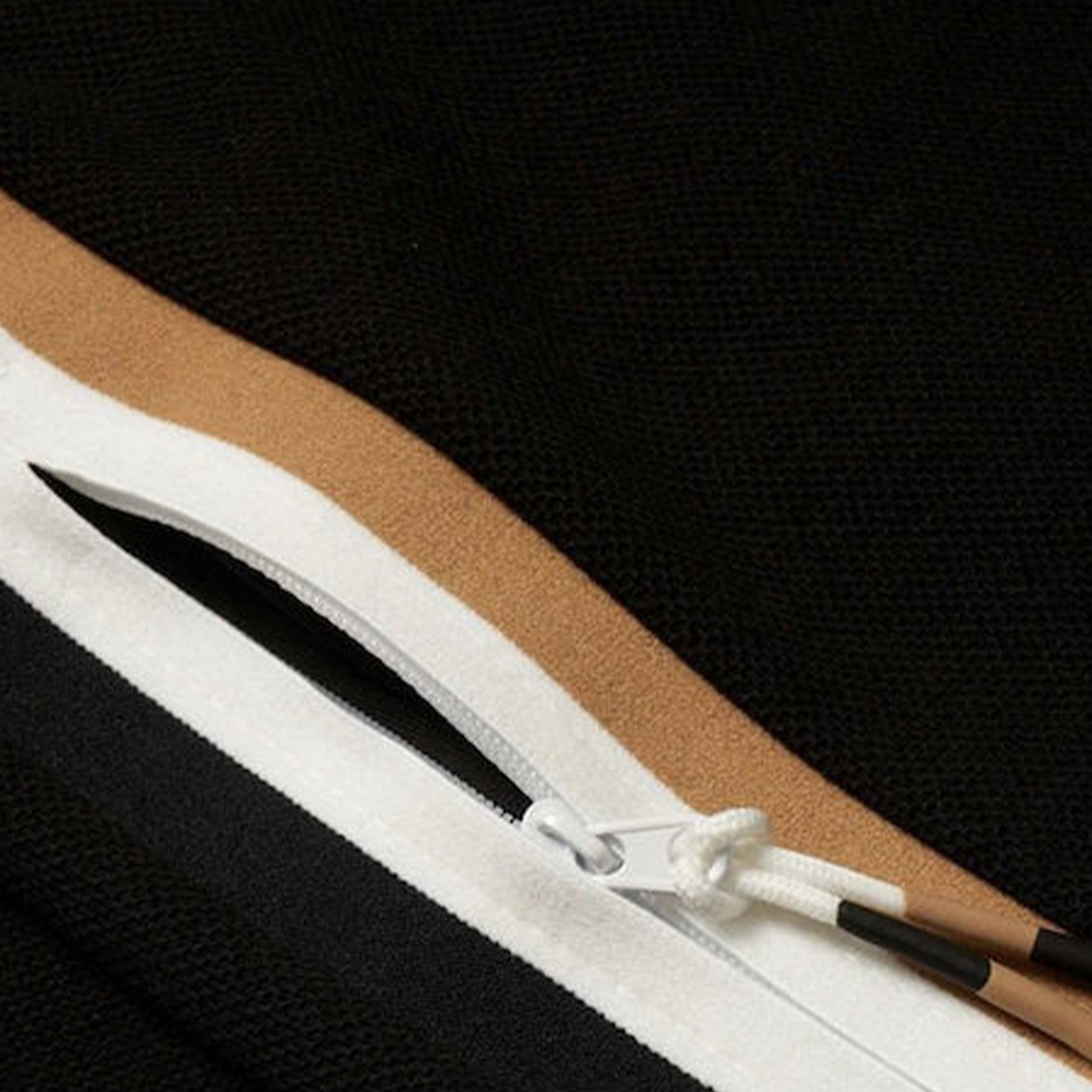 Sizing HUGO BOSS SS23  Black Striped Knit Jogger Pants Casual Style 50494609-001