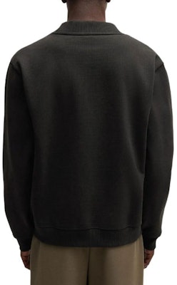 HUGO BOSS SS24 黑色V領寬鬆版型LOGO設計針織毛衣。 50516705-001 Lookbook HUGO BOSS SS24 黑色V領寬鬆版型LOGO設計針織毛衣。 50516705-001