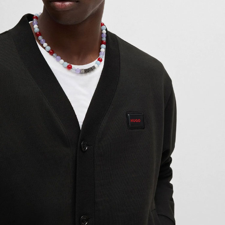 Cheap HUGO BOSS SS24 黑色V領寬鬆版型LOGO設計針織毛衣。 50516705-001