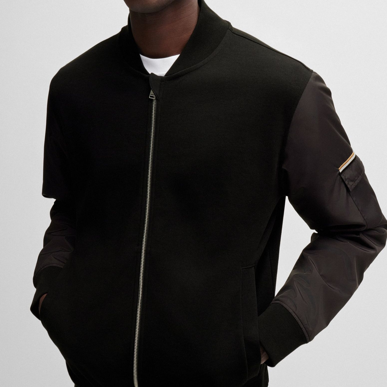 Details for Chaqueta Negra con Cremallera y Cuello Beisbolero HUGO BOSS SS24 50520598-001