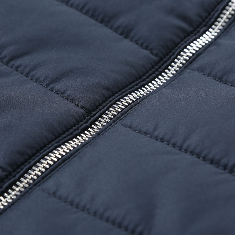 Details for HUGO BOSS 海軍藍徽標貼片拉鍊休閒夾克 SS24 50500659-404