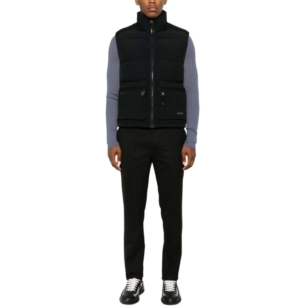 Shop HUGO BOSS SS24 Baju Tanpa Lengan Hitam Leher-Tinggi dengan Rekaan Zip. 50520221