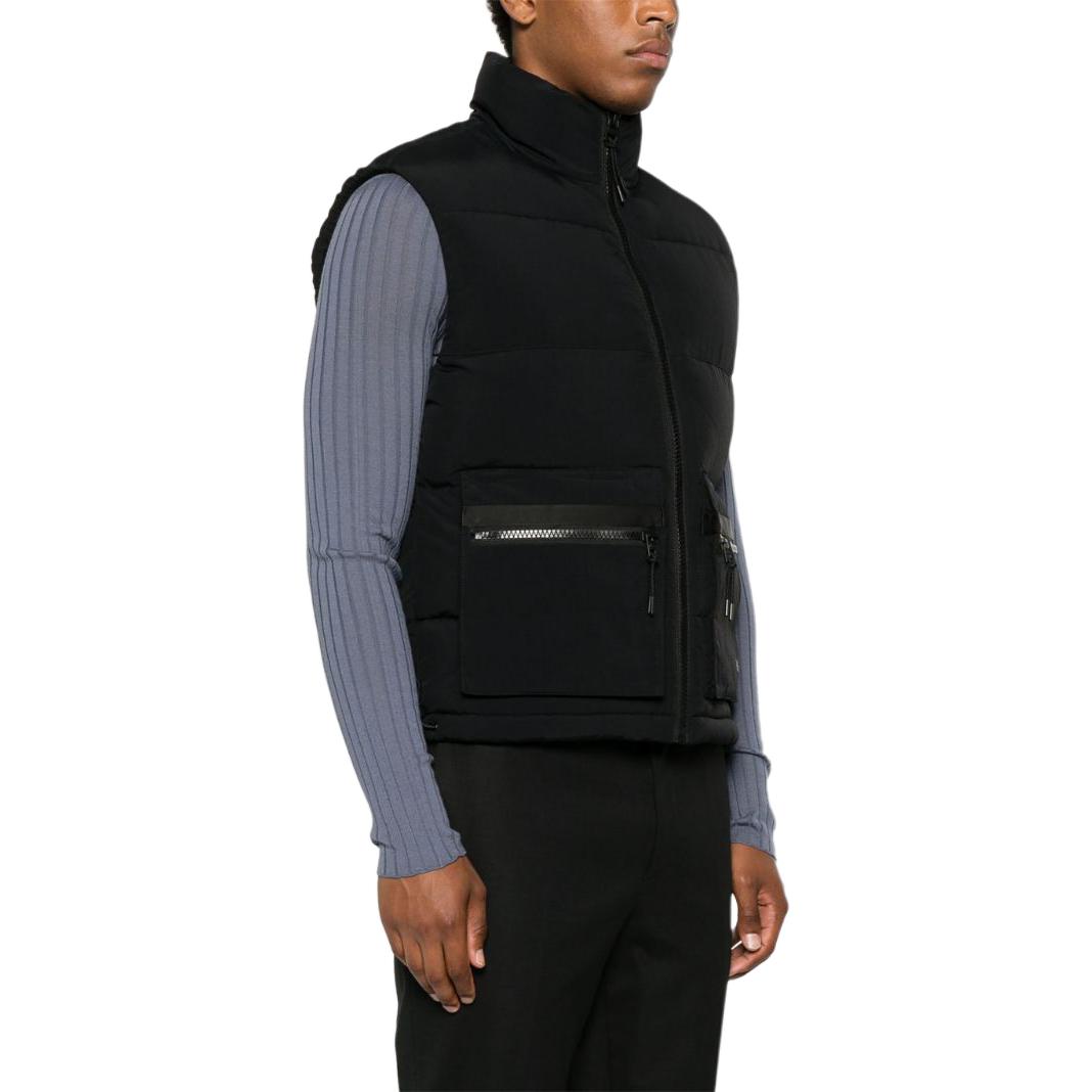 Purchase HUGO BOSS SS24 Baju Tanpa Lengan Hitam Leher-Tinggi dengan Rekaan Zip. 50520221