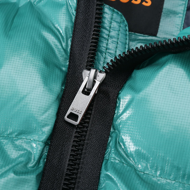 HUGO BOSS SS24  Solid Quilted Hooded Zip Cotton Jacket Green. 50498234-303 圖 6