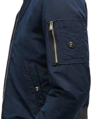 HUGO BOSS SS24 Jaket Zip-Up Kerah Stand Pria Navy Blue. 50519981-404 Sizing HUGO BOSS SS24 Jaket Zip-Up Kerah Stand Pria Navy Blue. 50519981-404