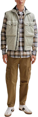 HUGO BOSS Jaket Bomber Tahan Air dengan Lengan Lepas Pasang - Off-White 50505461-271 Lookbook HUGO BOSS Jaket Bomber Tahan Air dengan Lengan Lepas Pasang - Off-White 50505461-271