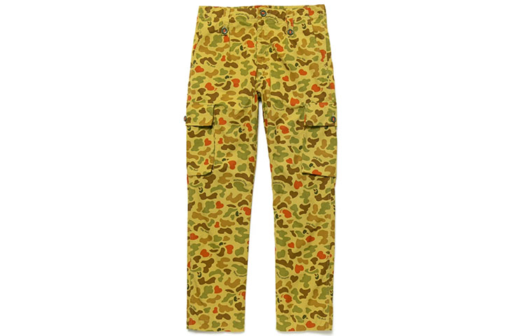 Shop HUMAN MADE Camo Pattern Mid-Waist Loose Fit Joggers Unisex. HM21PT004