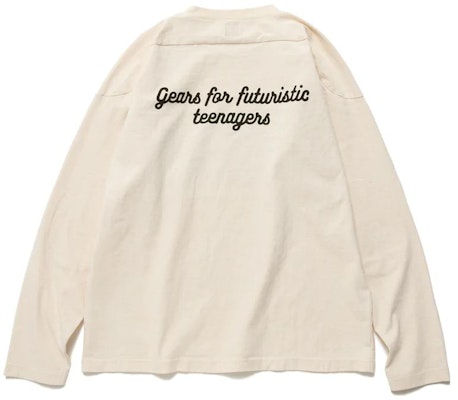 HUMAN MADE FW22 Camiseta Manga Larga Gráfica Oso Polar Color Crema. HM24CS010 Lookbook HUMAN MADE FW22 Camiseta Manga Larga Gráfica Oso Polar Color Crema. HM24CS010