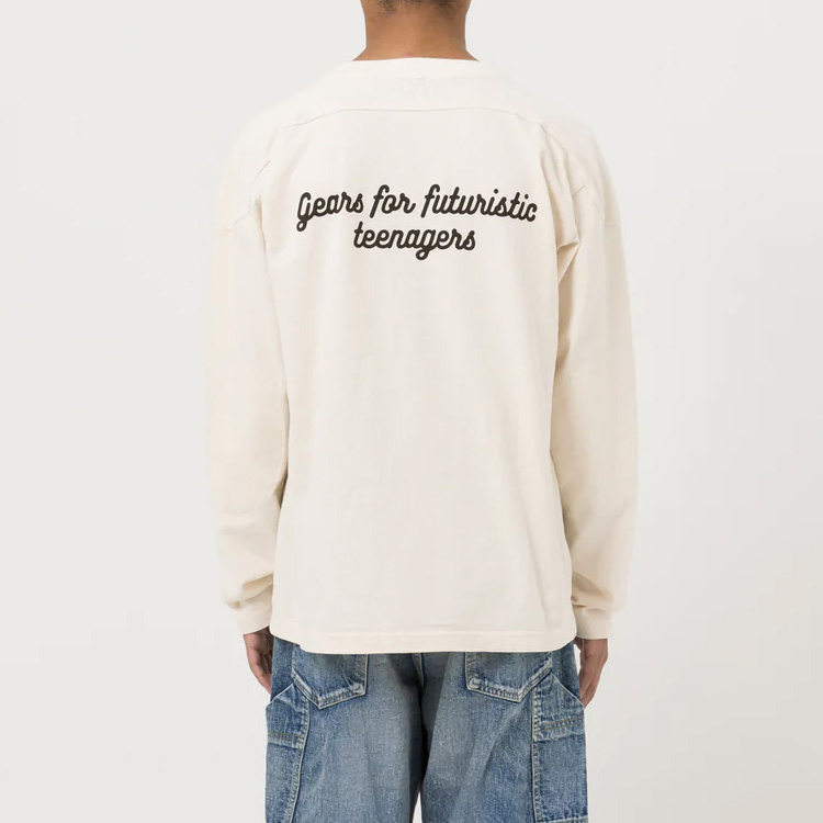 Purchase HUMAN MADE FW22 Camiseta Manga Larga Gráfica Oso Polar Color Crema. HM24CS010