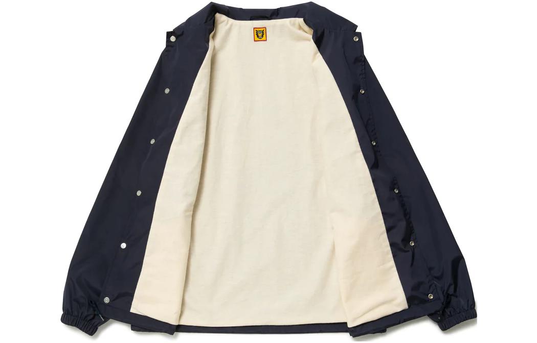 Shop HUMAN MADE FW22 Jaket Coach Beruang Kutub Unisex Lengan Panjang. HM24JK002