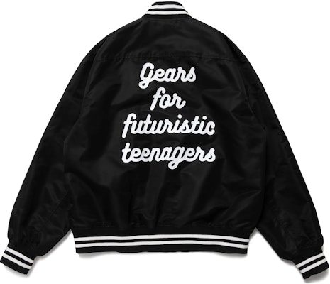 휴먼메이드 FW22 스트라이프 하트 로고 프린트 롱슬리브 야구 재킷 유니섹스 HM24JK003 Lookbook 휴먼메이드 FW22 스트라이프 하트 로고 프린트 롱슬리브 야구 재킷 유니섹스 HM24JK003