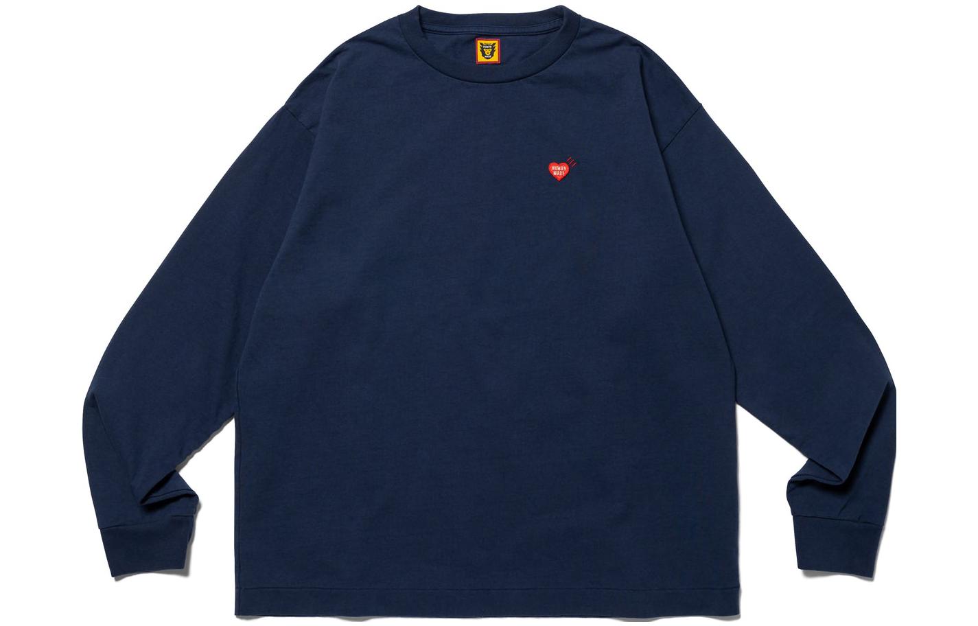 Lookbook Camiseta de Manga Larga Unisex HUMAN MADE FW23 con Logo de Corazón Gráfico. HM26CS009