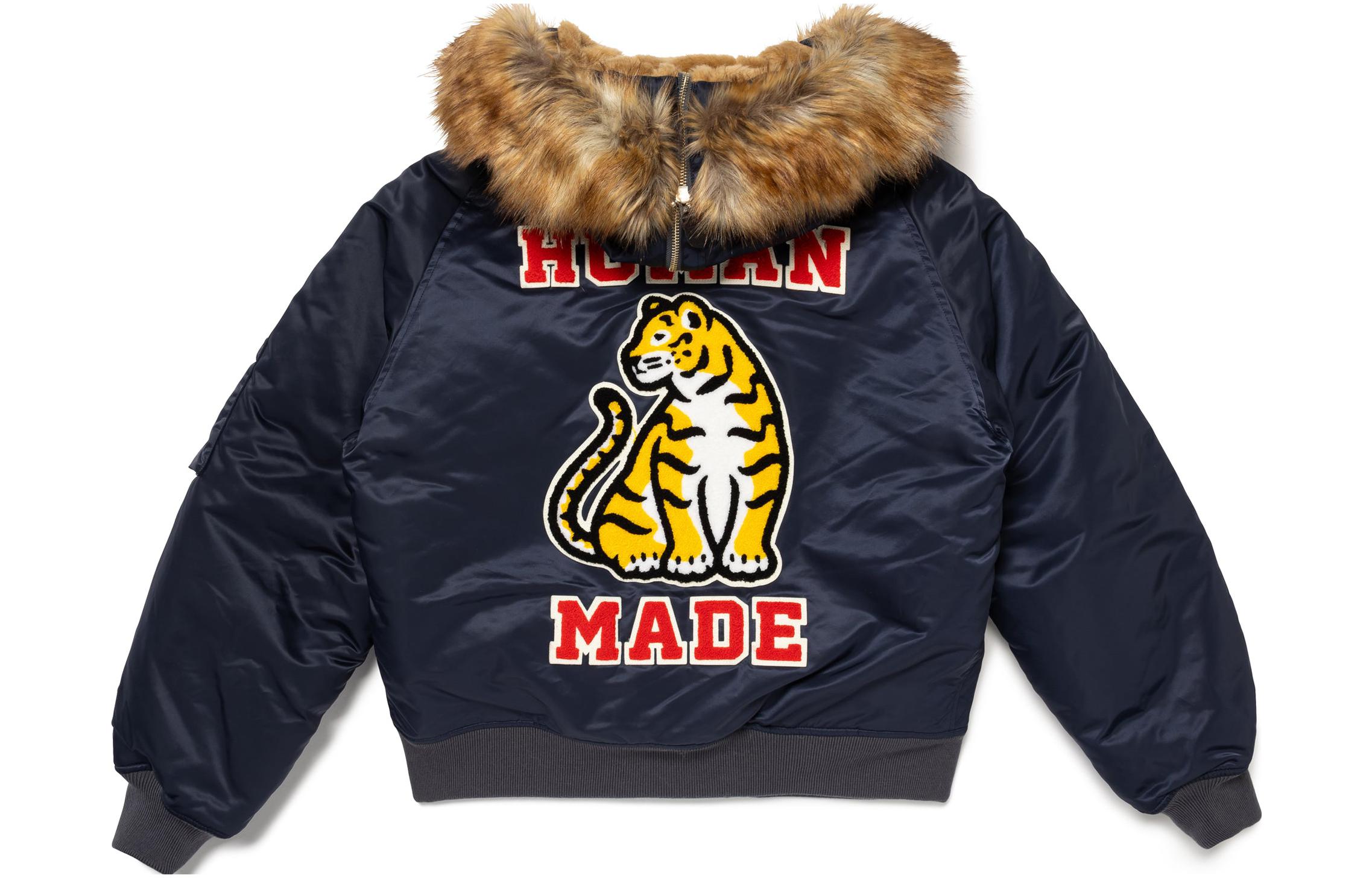 Purchase HUMAN MADE FW23 虎头补丁金标连帽飞行夹克 男女同款. HM26JK027