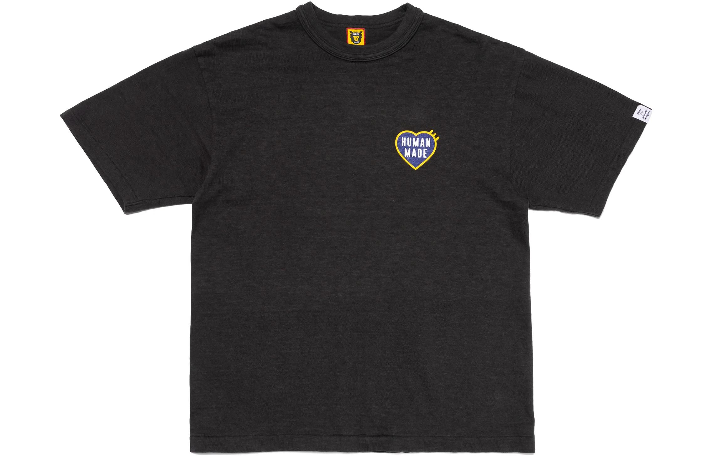 Lookbook HUMAN MADE SS23 露營系列心形標誌圖案短袖T恤 男女適用潮T。 HM26TE011