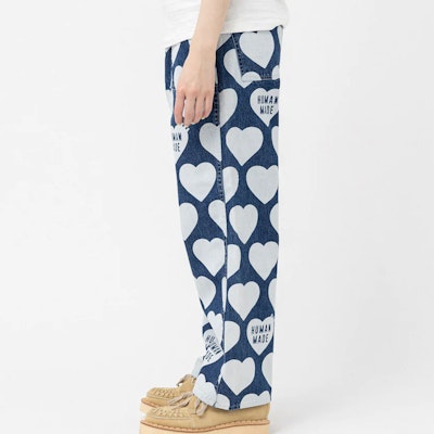HUMAN MADE SS23 Heart Pattern Relaxed Fit Denim Jeans Unisex Blue. HM25PT013 1