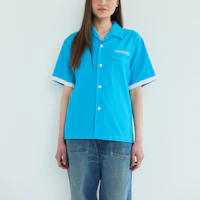 Shop HUMAN MADE SS24 藍色刺繡保齡球衫 短袖 男女適用。 HM27SH027
