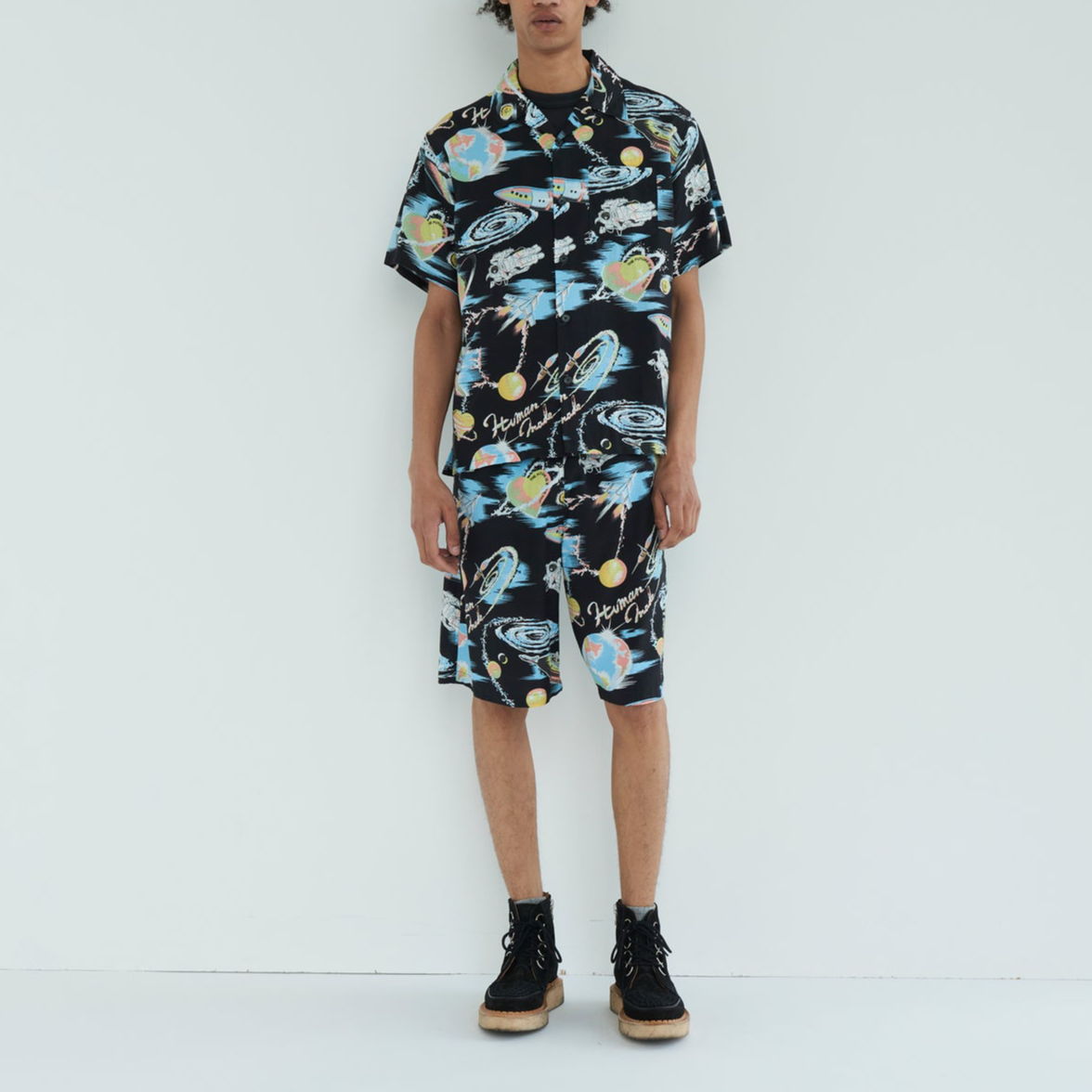 Shop 휴먼메이드 SS24 하와이안 여름 프린트 반팔 셔츠 유니섹스 HM27SH024