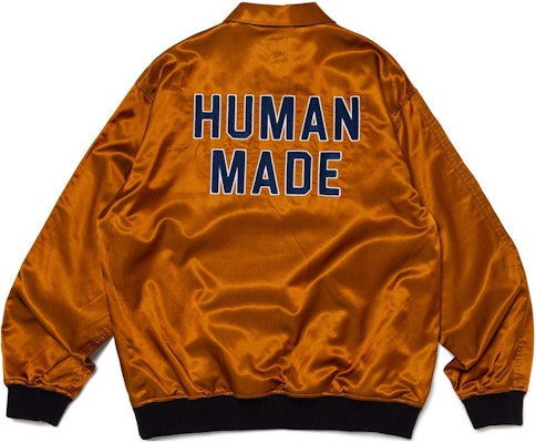 HUMAN MADE SS24 缎面Logo半拉链卫衣男女同款。 HM27SH007 Lookbook HUMAN MADE SS24 缎面Logo半拉链卫衣男女同款。 HM27SH007