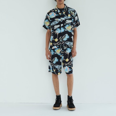 HUMAN MADE SS24 夏季风情满印宽松短裤 男女通用版型 HM27PT022 Shop HUMAN MADE SS24 夏季风情满印宽松短裤 男女通用版型 HM27PT022