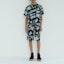 Shop HUMAN MADE SS24 夏季风情满印宽松短裤 男女通用版型 HM27PT022