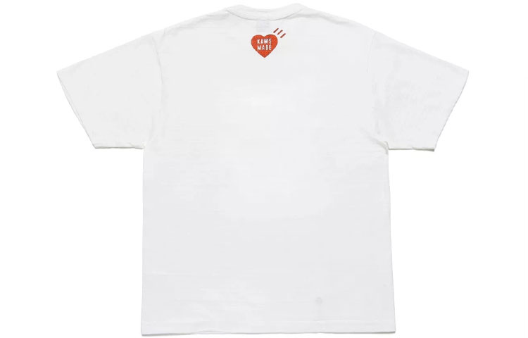 Lookbook HUMAN MADE x KAWS 愛心標誌印花中性T恤。 XX22TE005
