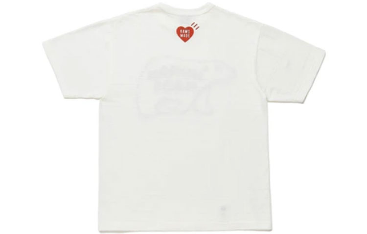 Lookbook HUMAN MADE x KAWS 北極熊圖案男女同款白色T恤。 XX22TE009