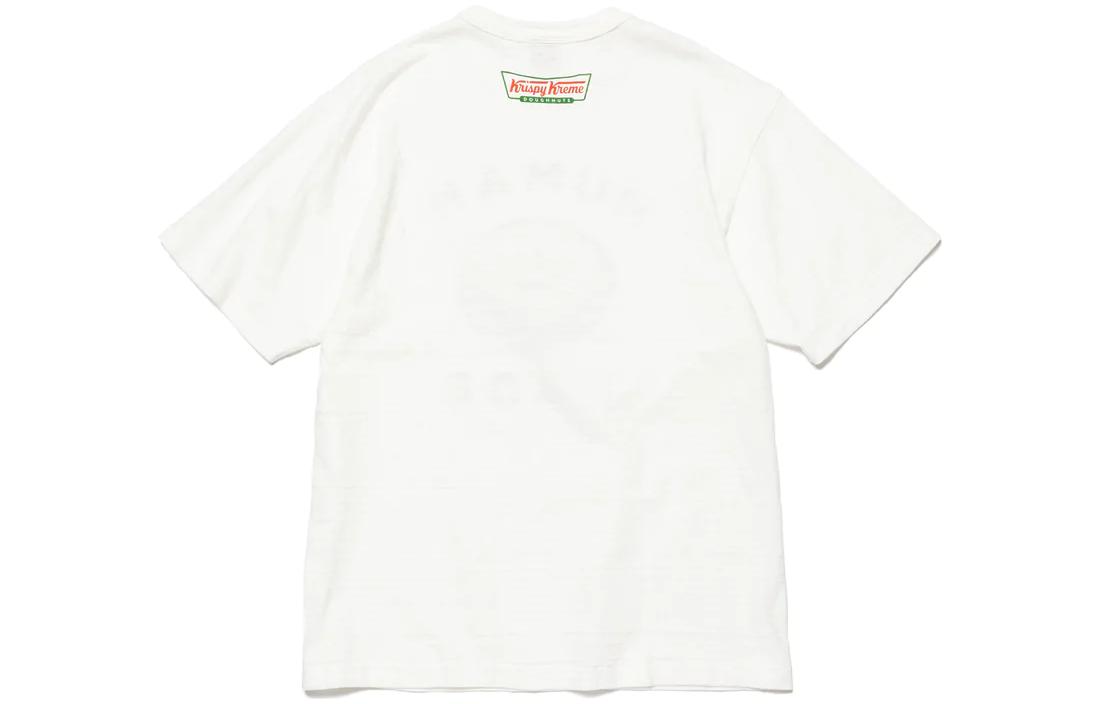 Lookbook HUMAN MADE x Krispy Kreme Donuts Logo Baju T Grafis Unisex Putih XX25TE001