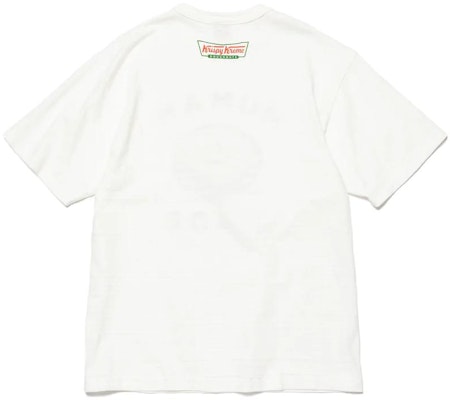 HUMAN MADE x Krispy Kreme Donuts Logo Baju T Grafis Unisex Putih XX25TE001 Lookbook HUMAN MADE x Krispy Kreme Donuts Logo Baju T Grafis Unisex Putih XX25TE001