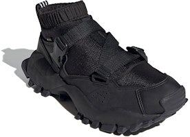 阿迪达斯 Hyke x 阿迪达斯 Seeulater Gtx 防水登山鞋 FY6854 Lookbook 阿迪达斯 Hyke x 阿迪达斯 Seeulater Gtx 防水登山鞋 FY6854