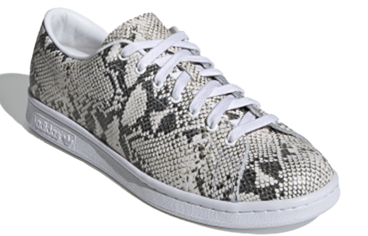 Lookbook 하이크 x 아디다스 스탠스미스 AOH-001 '파이톤' 🐍 FV4254