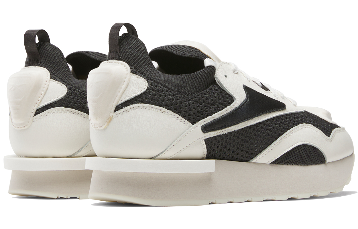Shop HYMNE x Reebok Classic Nylon Plus ''Chalk Black'' kasut klasik. 100208751